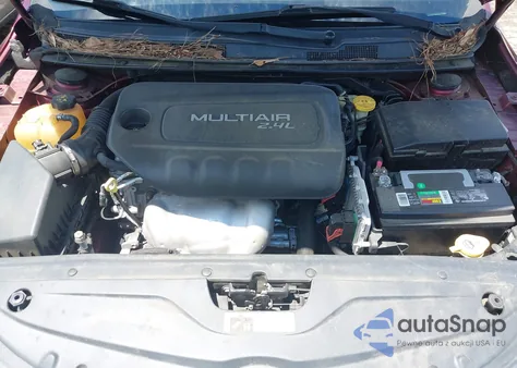 2015 Chrysler 200 Limited z USA, uszkodzony, nr VIN 1C3CCCAB9FN674850